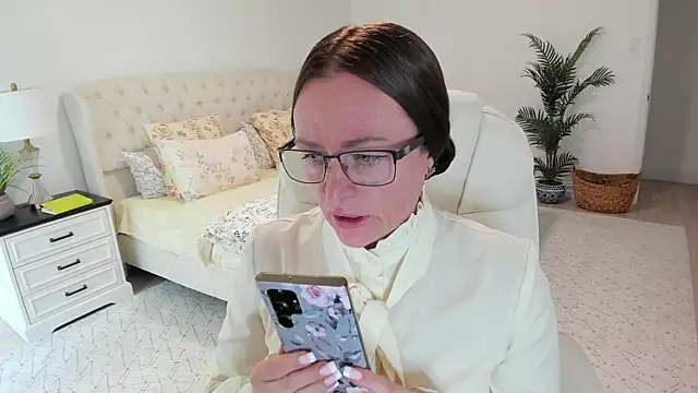 Vika73 webcam