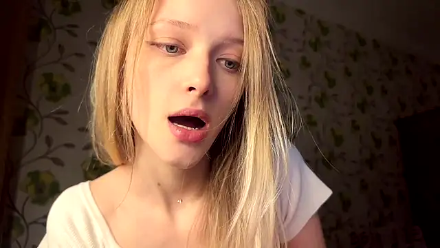 StarFrom_Hell webcam