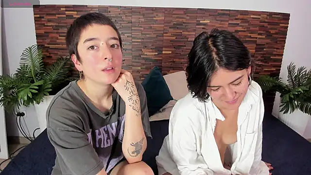 freyaa__1 webcam