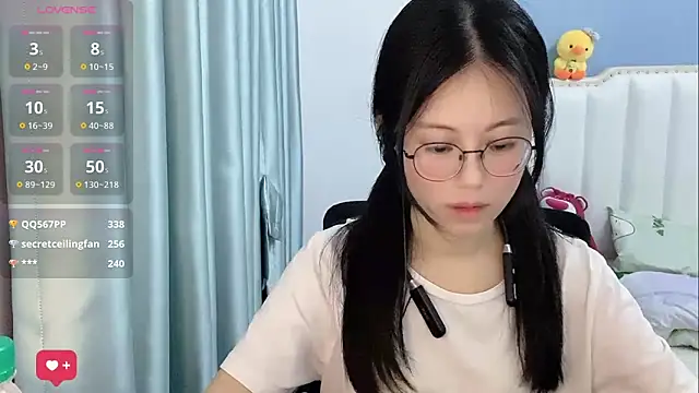 美女Luna-666在线直播