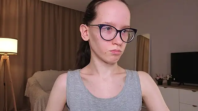 BettyBrowni webcam