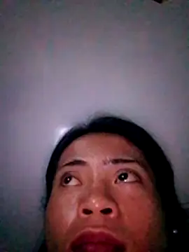 YourHotMenxie18 webcam
