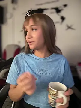 Isabella-Teen webcam
