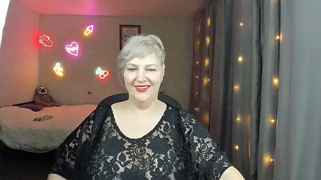 Mary-Leee webcam