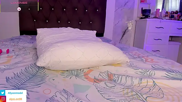 alysson_18 webcam