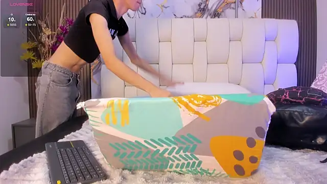 alisstarr (T teen) - show cum