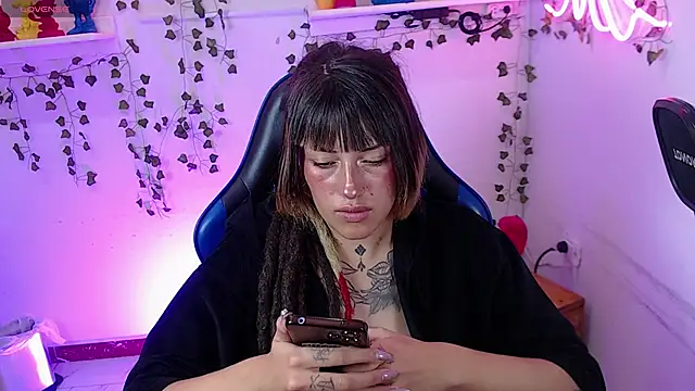 _sharlotte777 webcam