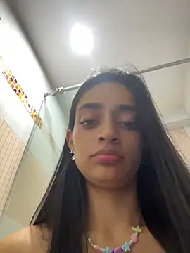 leilani_X webcam