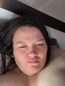 SunnyLeila2101 webcam