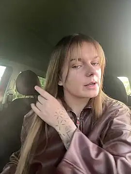 LisaFreierxx webcam