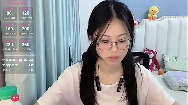 美女Luna-666在线直播