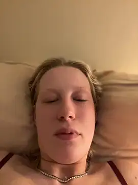 LeniMaria live sex cam