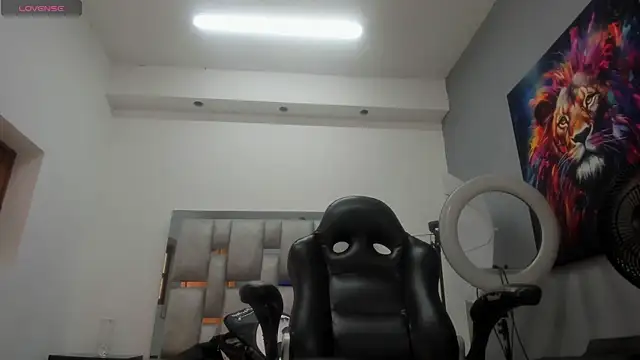 khris__evans webcam