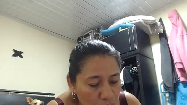 adrixxx38 webcam