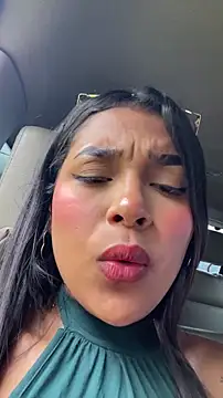 mariangel_11 - Mariangel_11's free webcam - UK Sex Cams