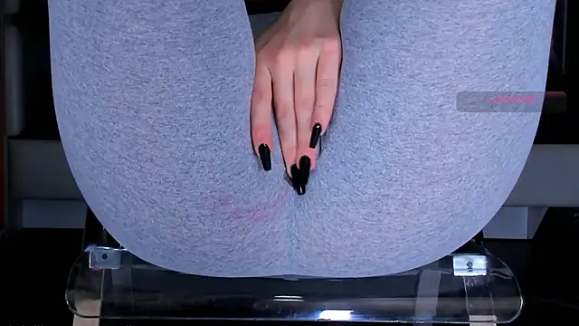 Cameltoe_squirt_inPants webcam