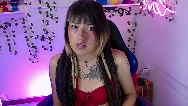 _sharlotte777 webcam
