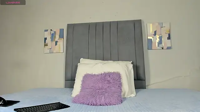 Sophia_Ebony webcam