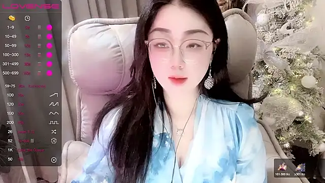 Monica-666888- webcam