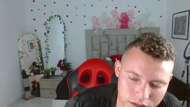 sven_fox723 webcam