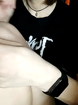 Aashikalaa webcam