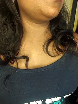 Webcam Model (ur_love_kannada1)  is live.Free join now!