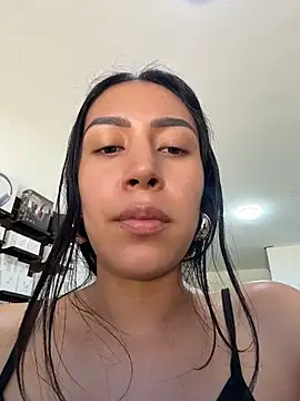 pregnant_sofii18 (F young) - Show my delicius tits and rub nipples