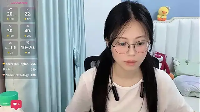 美女Luna-666在线直播
