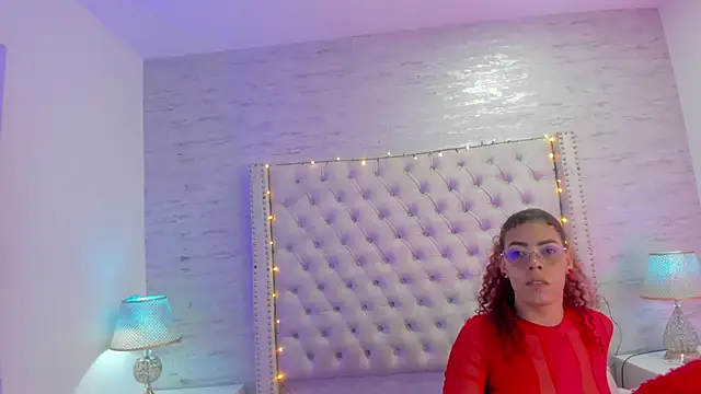 Pamelamiler__ webcam