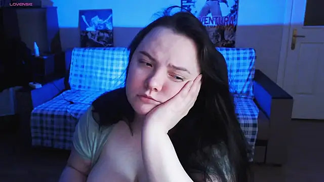 EmillyBones webcam