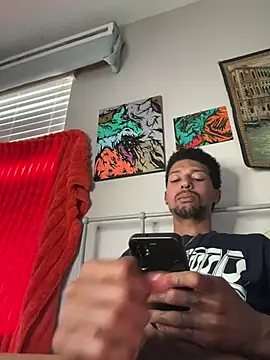 BigPrettyDick777 webcam