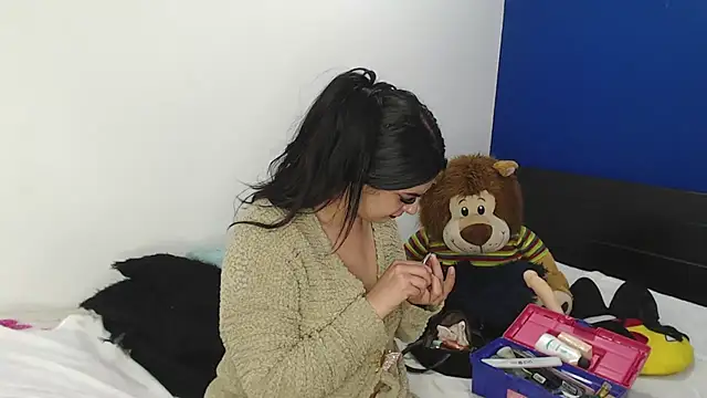 EmmilyConnor webcam