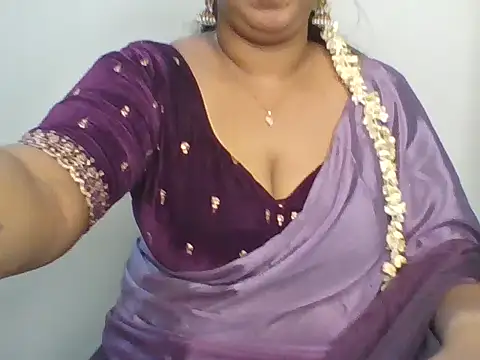 Lucky_Meenu webcam