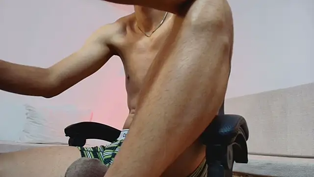 Valentino_Rey webcam