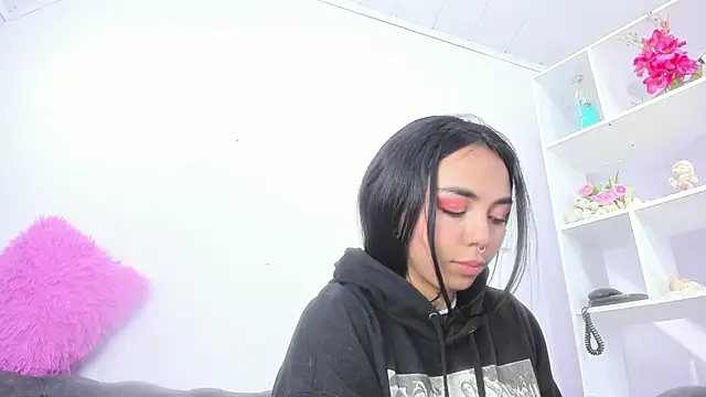 miss_soffi_ webcam