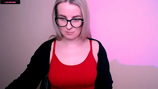 AnnePeach webcam
