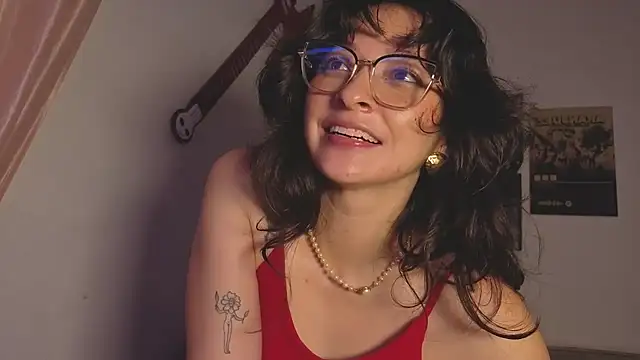 JustClaree webcam