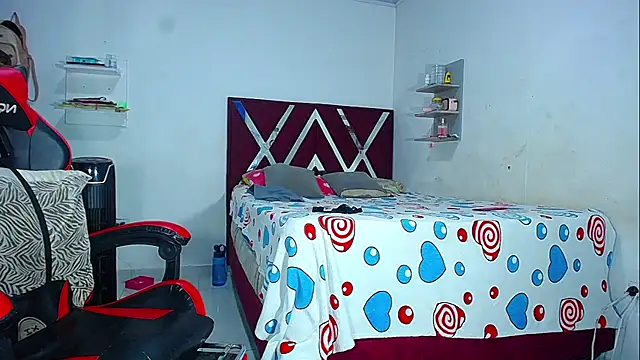 DanisaBrown webcam