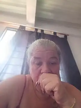 CheekySnowQueen_69 webcam