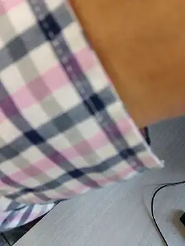 69_less webcam