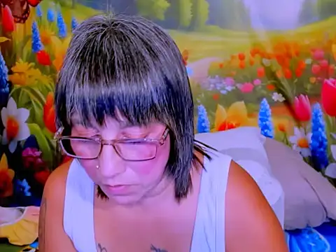 indianroxy webcam