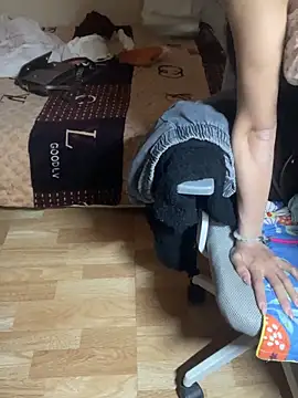 Mina048 webcam