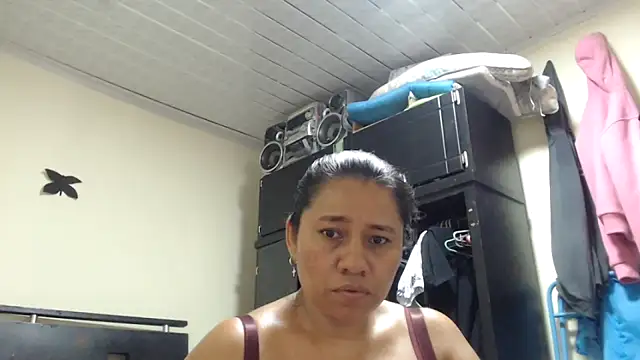 adrixxx38 webcam