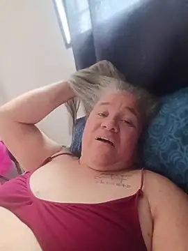 CheekySnowQueen_69 webcam