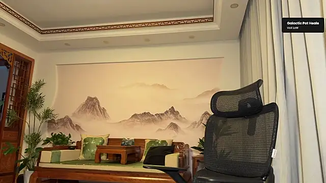美女meowLili在线直播