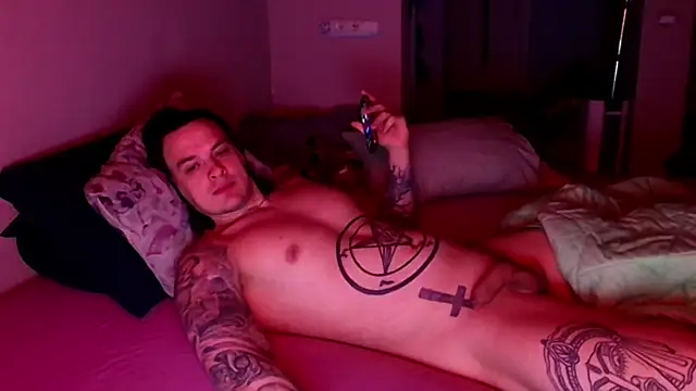 baphomet_from_ice
