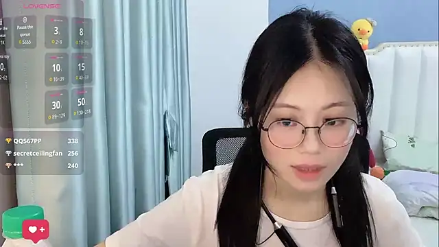 美女Luna-666在线直播