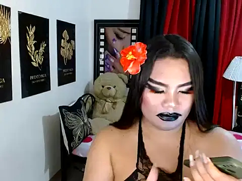 TSbrianaHugeCock webcam
