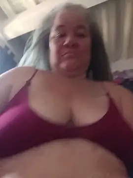 CheekySnowQueen_69 webcam