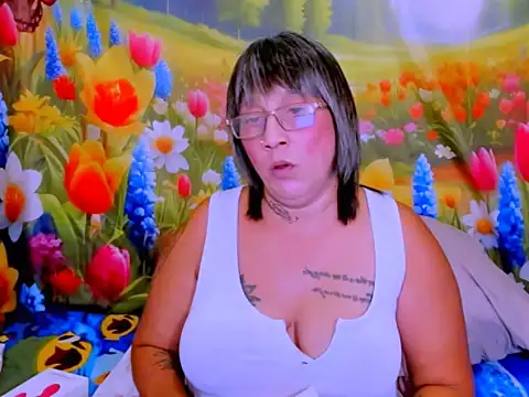 indianroxy webcam